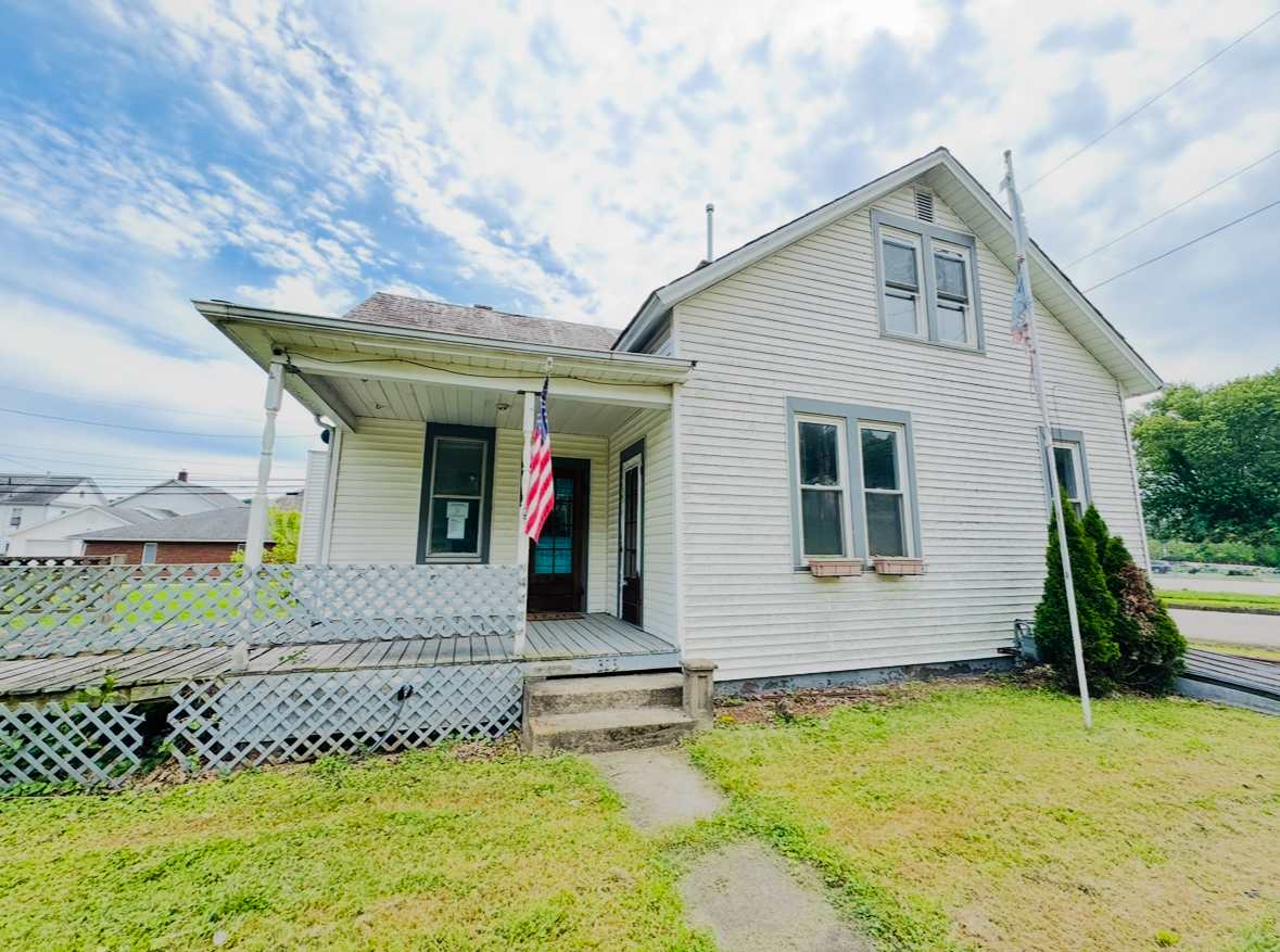 HUD Home — 323 5th St, Lowell, OH 45744