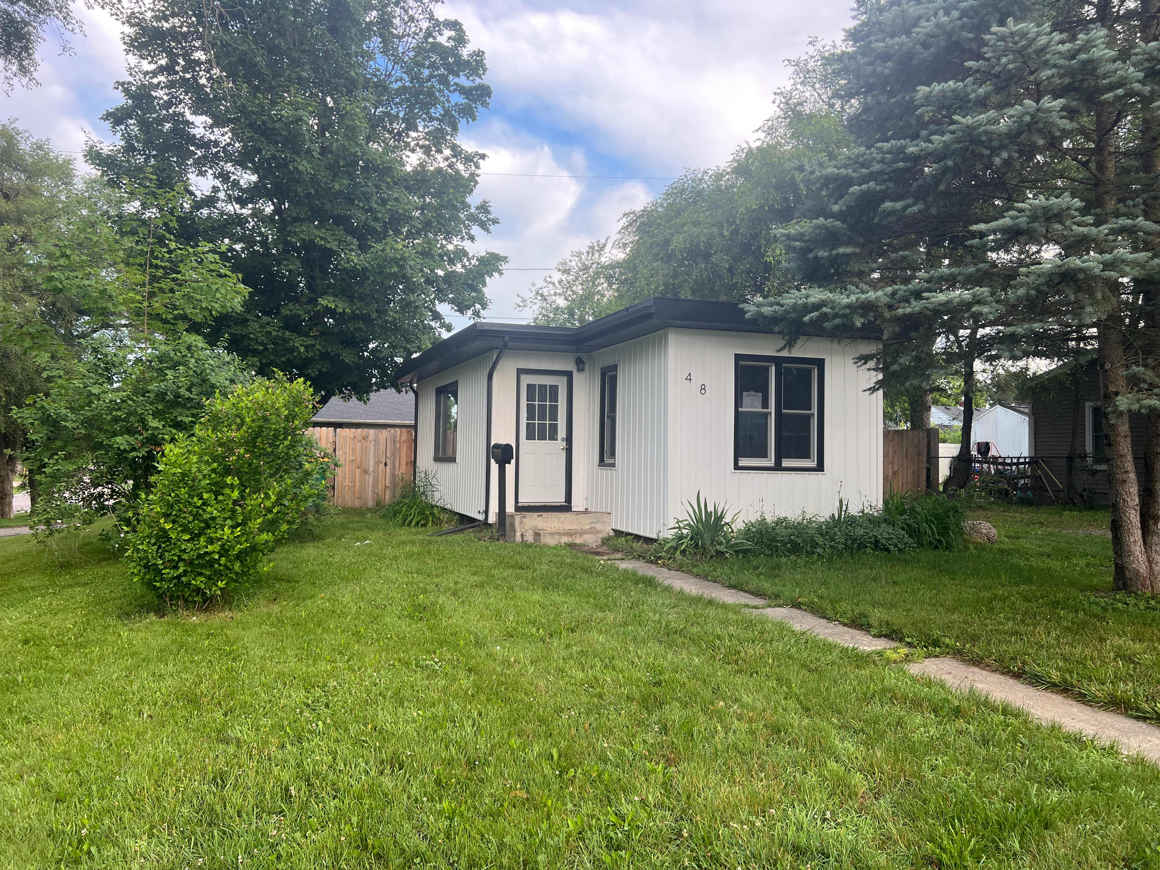 HUD Home β 48 Ferndale Ct, Battle Creek, MI 49015