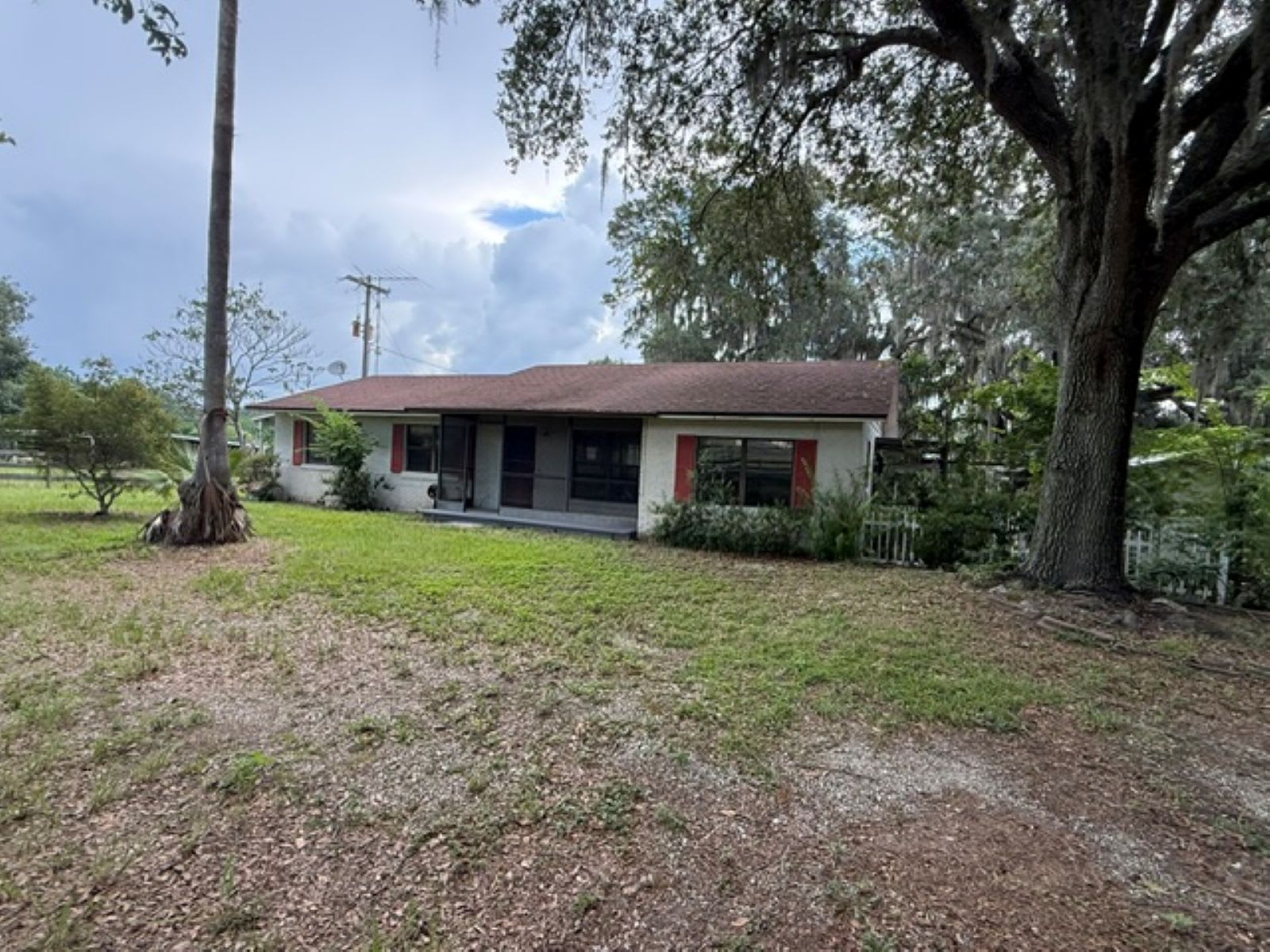 HUD Home — 5890 Se 145th St, Summerfield, FL 34491
