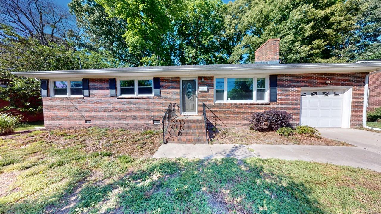 HUD Home — 108 Parker Ave, Newport News, VA 23606 - photo 1