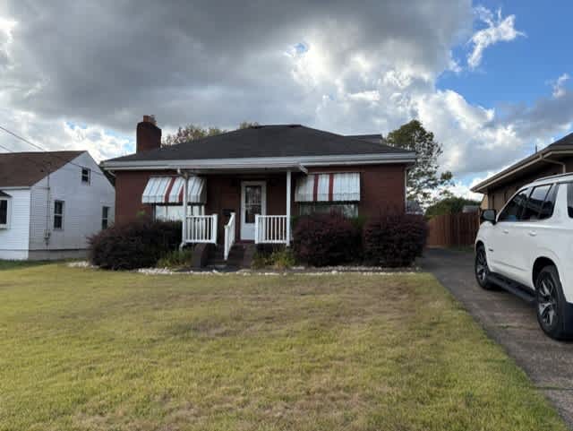 HUD Home — 125 Bird Way, Weirton, WV 26062 - photo 1