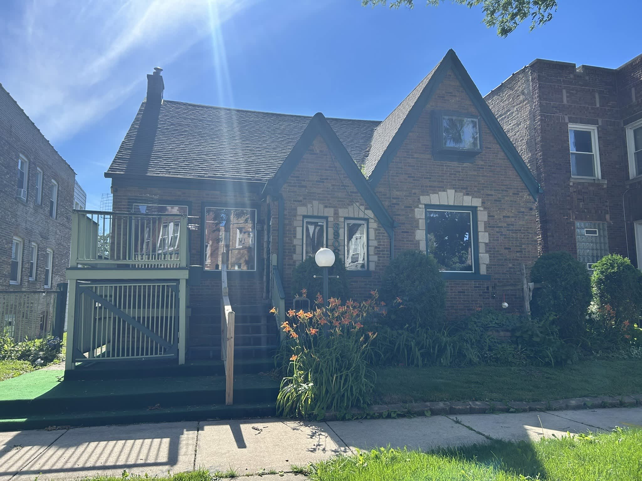HUD Home — 8906 S Hermitage Ave, Chicago, IL 60620 - photo 1
