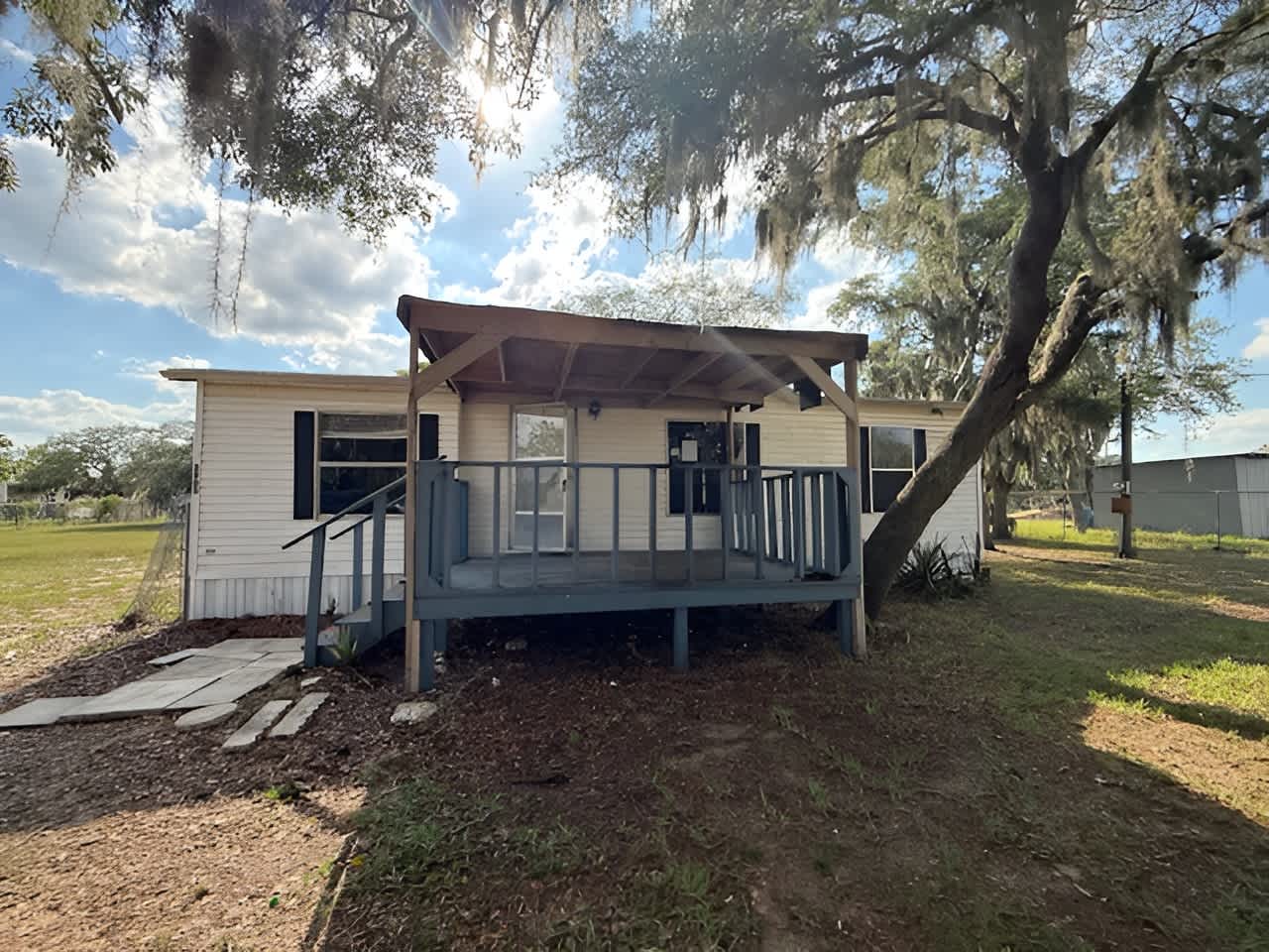 HUD Home — 3903 Morgan Horse Way, Lake Wales, FL 33898 - photo 1