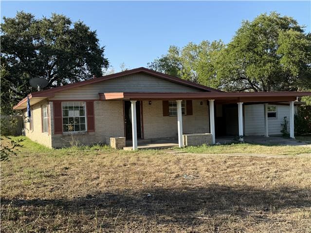 HUD Home — 218 Graham Rd, Kenedy, TX 78119 - photo 1