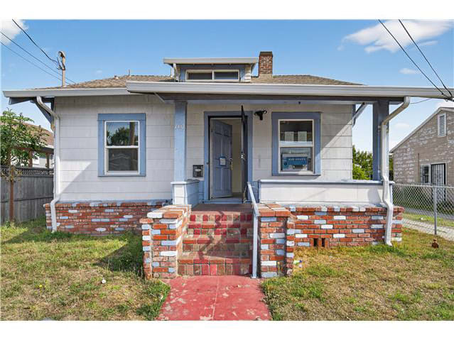 HUD Home — 7412 Weld St, Oakland, CA 94621 - photo 1