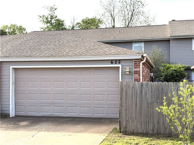 HUD Home — 622 Greenlea Chase W, Oklahoma City, OK 73170 - photo 1