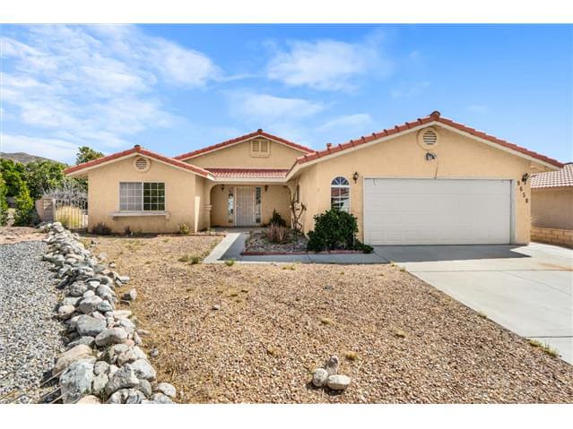HUD Home — 9650 Troon Ct, Desert Hot Spring, CA 92240 - photo 1