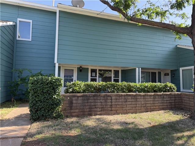 HUD Home — 2831 Indian Creek Blvd, Oklahoma City, OK 73120 - photo 1