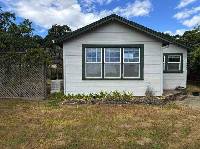 HUD Home — 1388 Sulphur Springs Ave, Saint Helena, CA 94574 - photo 1