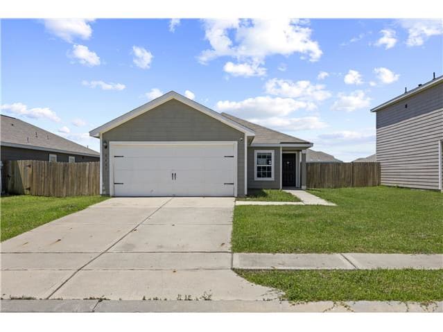 HUD Home — 8407 Bermuda Blue Rd, Cove, TX 77523 - photo 1
