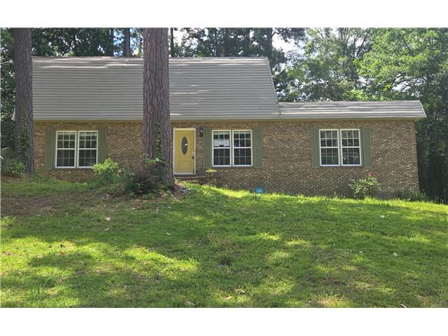 HUD Home — 6209 15th Ave, Meridian, MS 39305 - photo 1