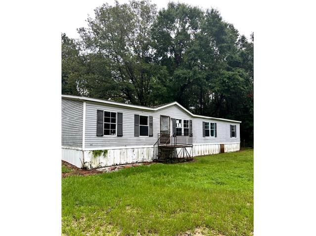 HUD Home — 82 Shelton Pearson Rd, Picayune, MS 39466 - photo 1