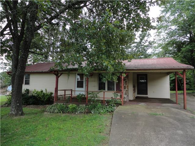 HUD Home — 808 Gayler St, Mountain View, AR 72560 - photo 1