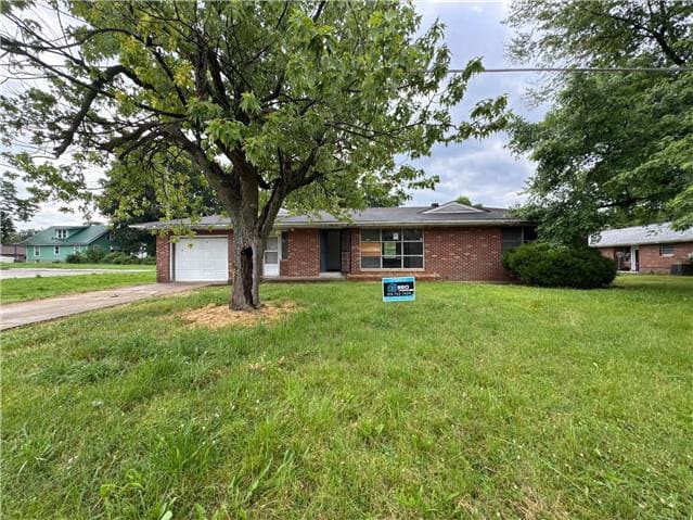 HUD Home — 214 S Park, Cape Girardeau, MO 63703 - photo 1