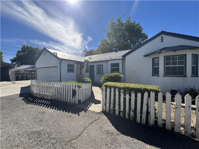 HUD Home — 116 Gurnsey Ave, Red Bluff, CA 96080 - photo 1