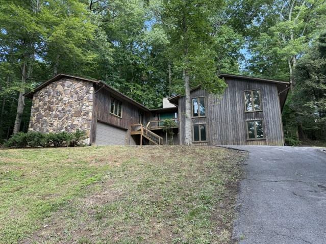 HUD Home — 733 Blakley Dr, Kingsport, TN 37664 - photo 1