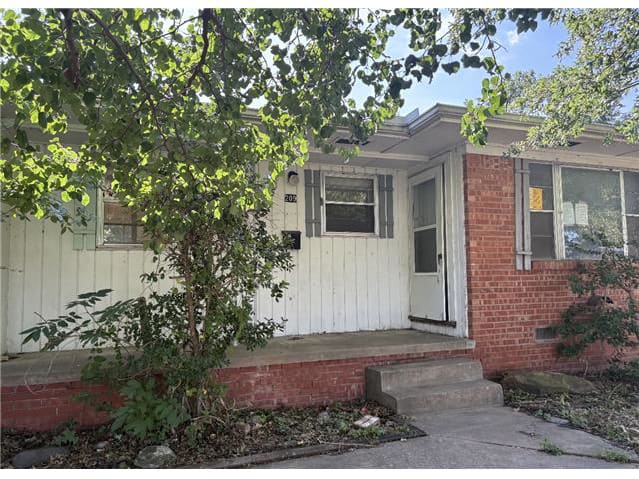 HUD Home — 209 S 101st East Ave, Tulsa, OK 74128 - photo 1
