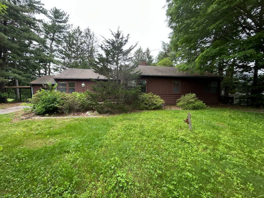 HUD Home — 17233 Mountain View Rd, Emmitsburg, MD 21727 - photo 1
