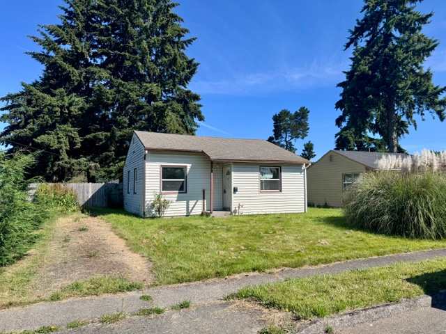 HUD Home — 307 Cypress St, Longview, WA 98632 - photo 1