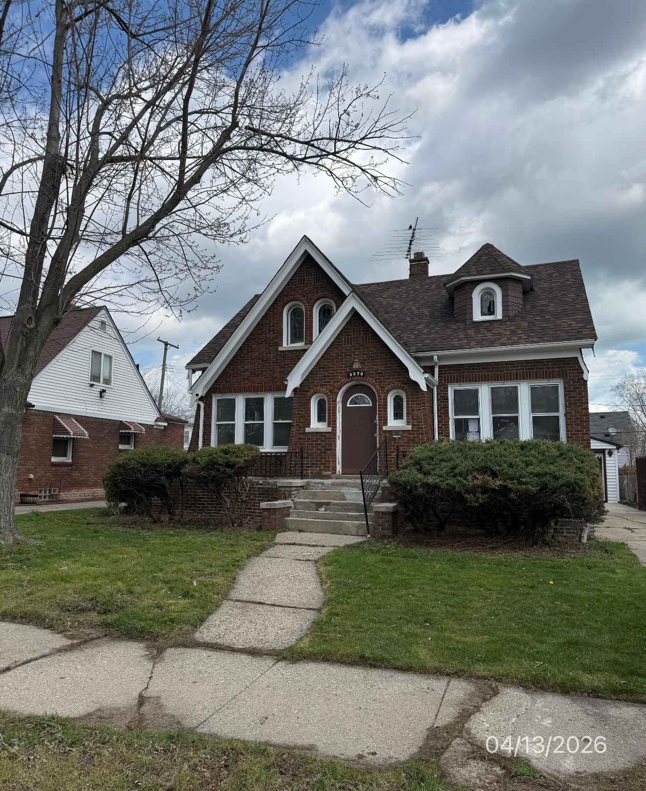 HUD Home — 5270 Lodewyck St, Detroit, MI 48224 - photo 1