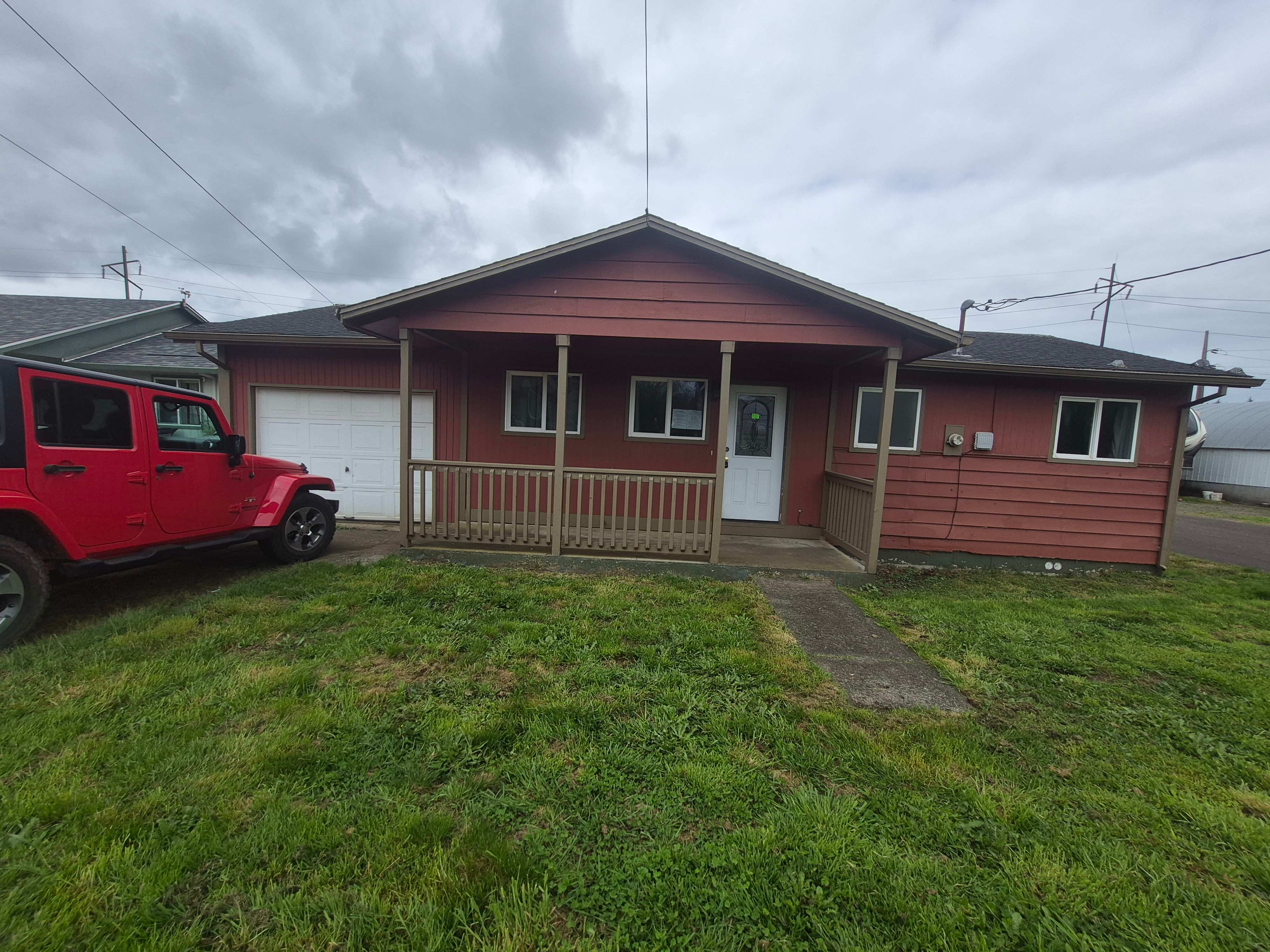 HUD Home — 406 Evergreen Dr, Tillamook, OR 97141 - photo 1