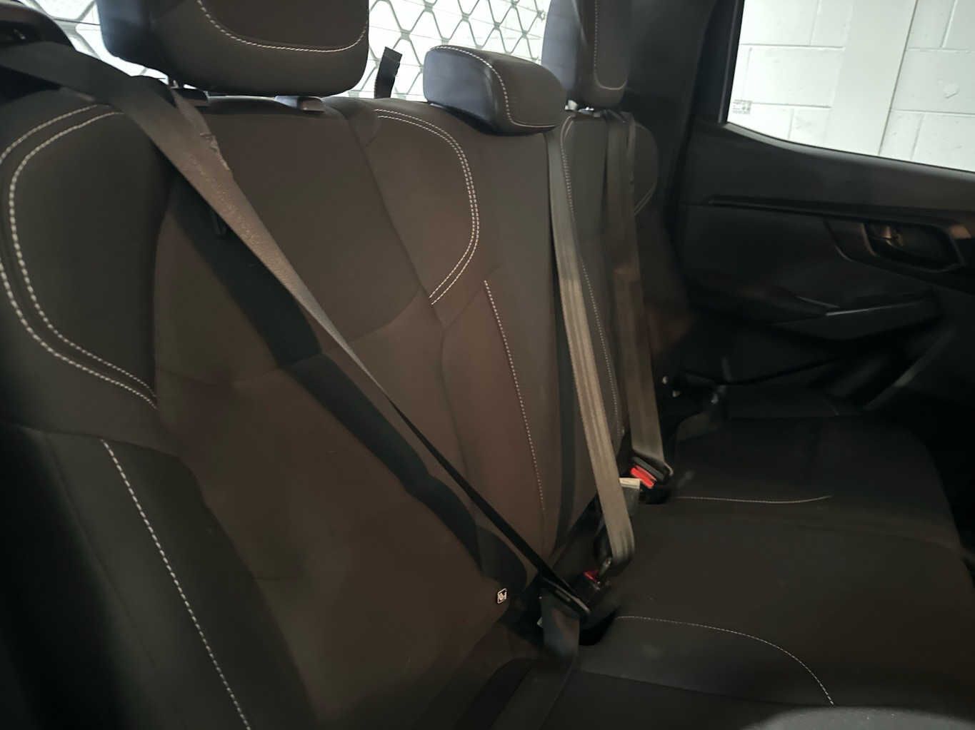 2022 Isuzu D-MAX - photo 1