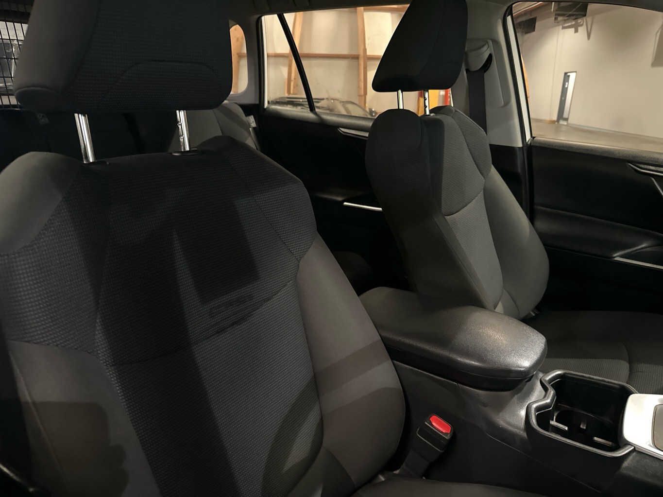 2022 Toyota RAV4 - photo 1