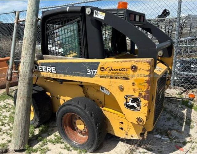 John Deere Skid Steer - Parts Only