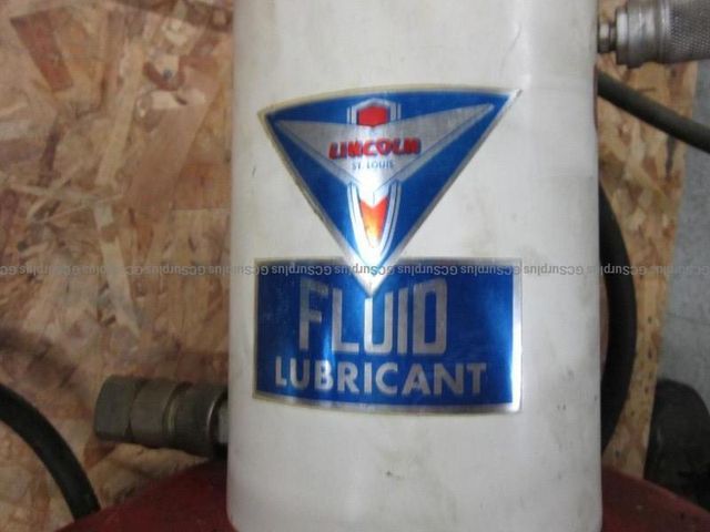 Pneumatic Grease Pump Systems and Lubricants