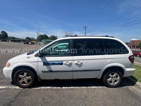 2005 5 passenger Dodge Van