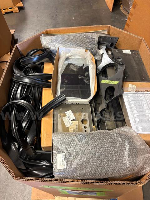 lot of bus parts, New Flyer, Gillig, community bus shuttle