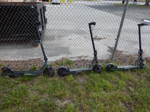 USED (1) MAXSHOT V1PRO ELECTRIC SCOOTER, (1) HIBOY G70530479 ELECTRIC SCOOTER, (1) ROINSIDE UP8 PRO ELECTRIC SCOOTER