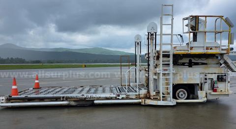 1996 FMC C-15 CARGO LOADER 180", DIESEL