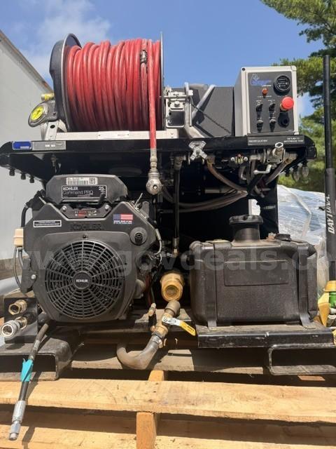 Mongoose Model 123 Van Pack Excellent Condition