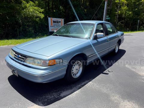 1997 Ford Crown Victoria LX