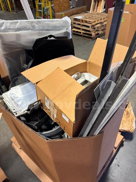 lot of bus parts, New Flyer, Gillig, community bus shuttle