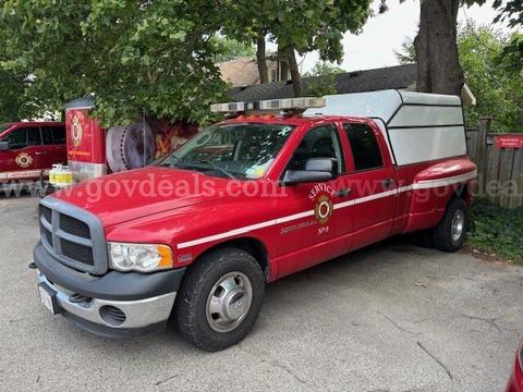 2004 Dodge Ram 3500 ST Quad Cab Long Bed 2WD DRW