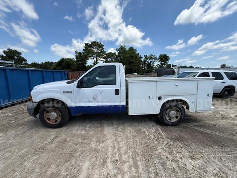 2005 Ford F-250 SD (8069)