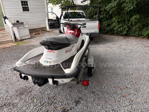 Jet ski