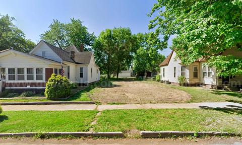 Large Residential Lot 1.6 Miles from Indiana State University