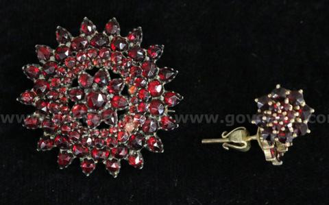 Silver Bohemian Brooch & Earring Set With Rose Cut Garnets, 10.6 Grams