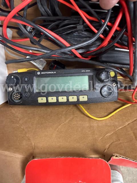 Motorola XTL 2500 Radio