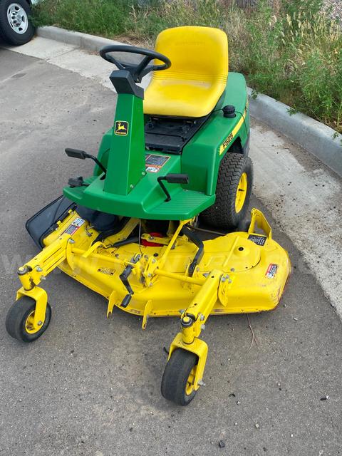 2003 John Deere Mower