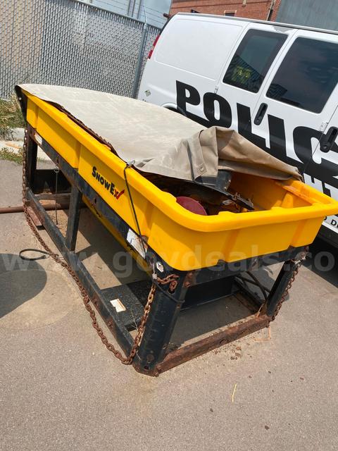 SnowEx V-Maxx 8500 spreader