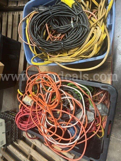 APPROX 15 VARIOUS EXTENSION CORDS