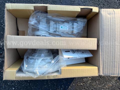 SKYWARE GLOBAL Ku RxTx FEED ASSY 33 DEGw/MTG BLOCKREV:A01 BRAND NEW IN BOX *WILL SHIP*