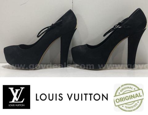 Original Authentic Louis Vuitton Black Suede Mary Jane Pumps Heels Size 36 Women LV