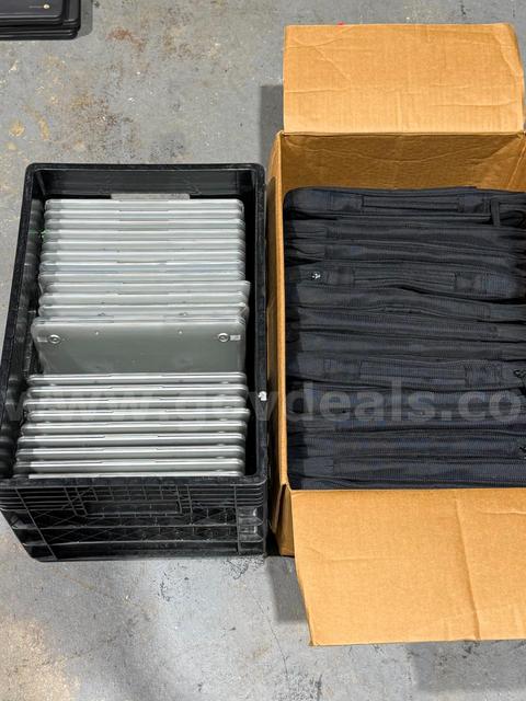 Lot of 100 Samsung XE303C12 power on - Sold as is - Bags included