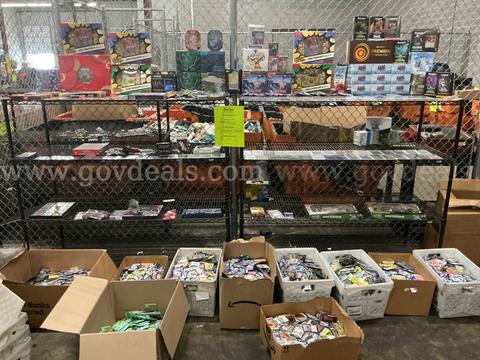 Collectibles: "Trading Cards" (JUL26-H042)