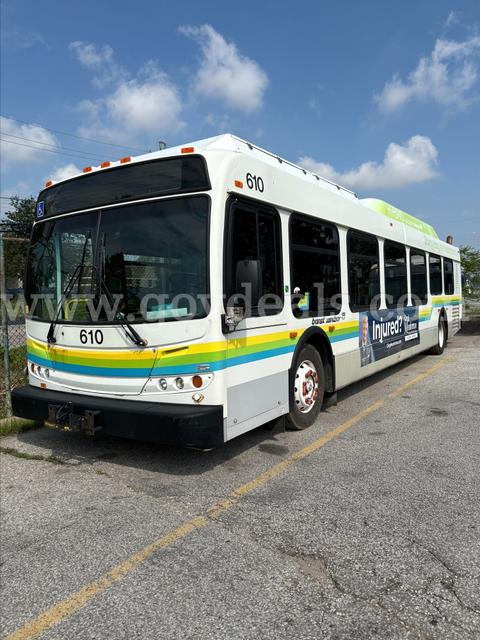 2009 New Flyer Bus